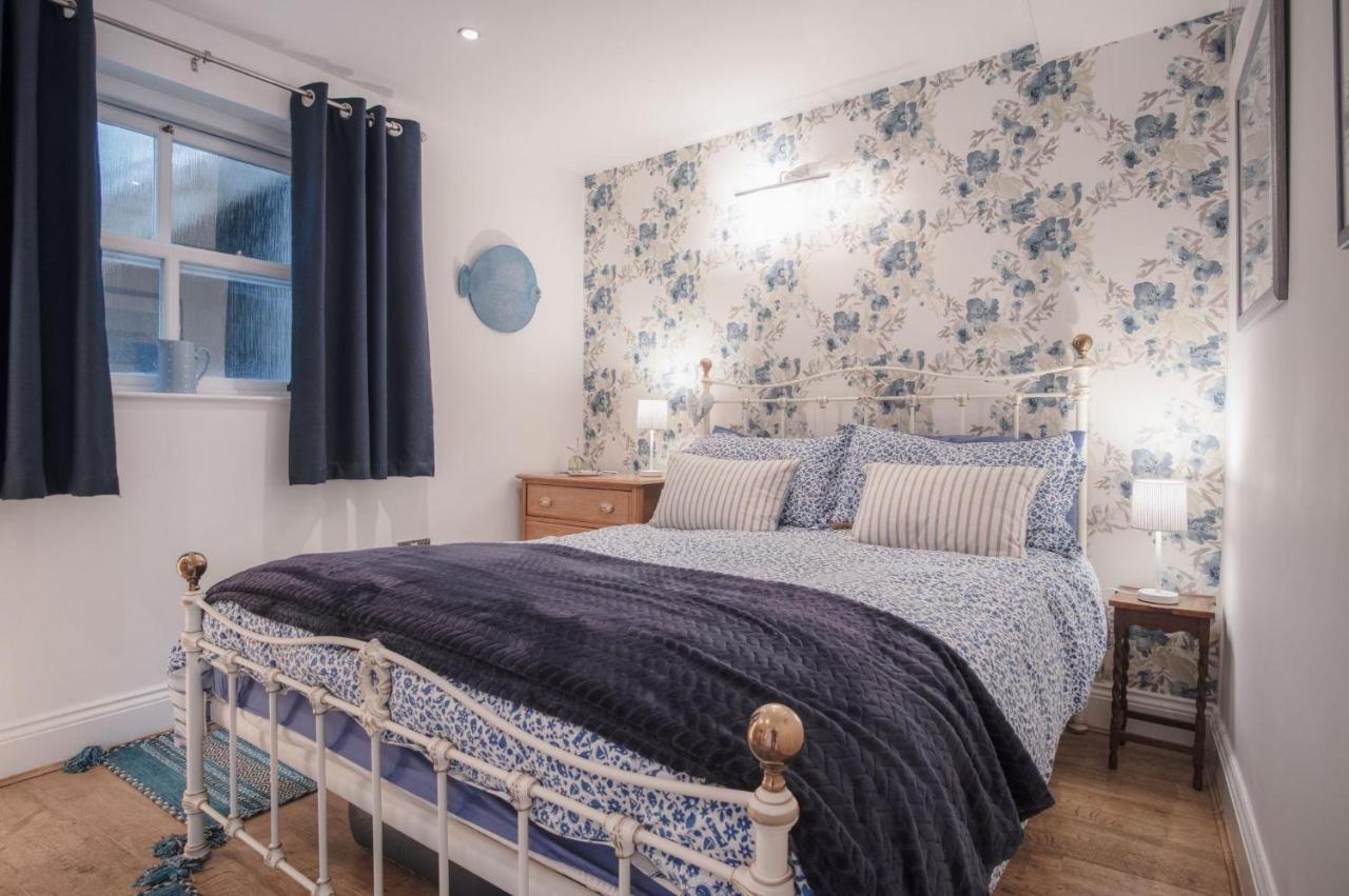 Goscar Court - 1 Bedroom Apartment - テンビー エクステリア 写真
